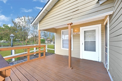 5303 Lucille St, Houston, TX 77026 - photo 3