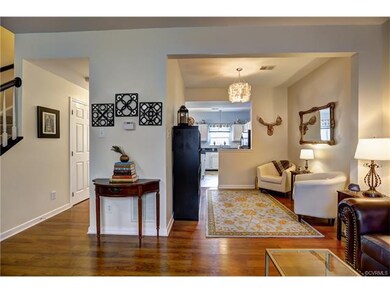 Cozy den area off of kitchen and living room. Fres