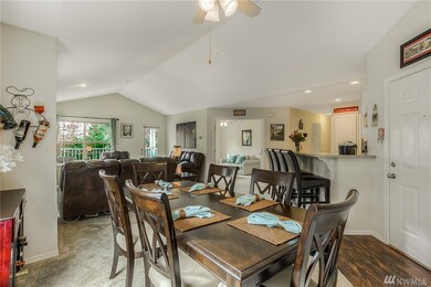 1866 Spencer Ct unit 12-D, Dupont, WA 98327 - photo 5