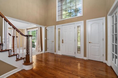 1644 Newcastle Ct, Rochester Hills, MI 48306 - photo 7