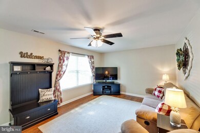 26133 Cresent Ln, Mechanicsville, MD 20659 - photo 5