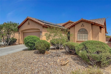 Mediterranean / spanish-style house featuring stuc