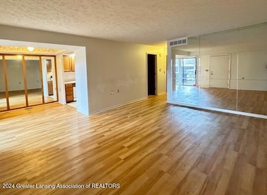 Living Rm