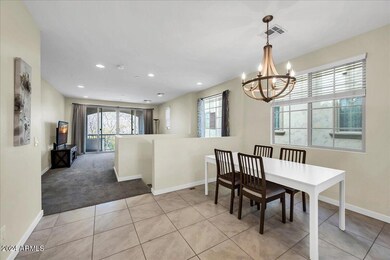 2735 S Balsam Dr-15