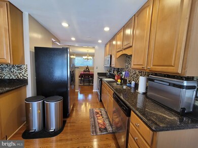 13308 Cleveland Ln, Fort Washington, MD 20744 - photo 6