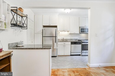 1400 S Barton St unit 431, Arlington, VA 22204 - photo 6