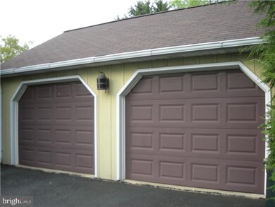 520 S 4th St, Perkasie, PA 18944 - photo 3