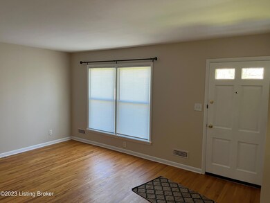 9322 Fairground Rd, Louisville, KY 40291 - photo 6