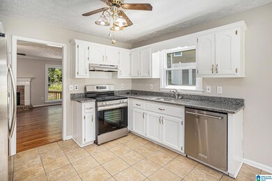 5221 Highland Trace Cir, Birmingham, AL 35215 - photo 7