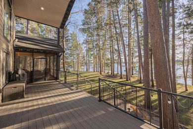 Beautiful views of Woman Lake