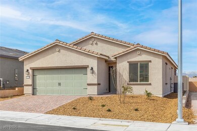 2739 Avril Point St, Las Vegas, NV 89156 - photo 2
