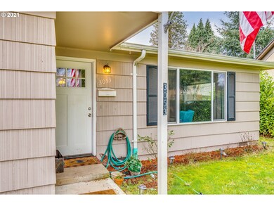 3053 Hemlock St, Longview, WA 98632 - photo 3