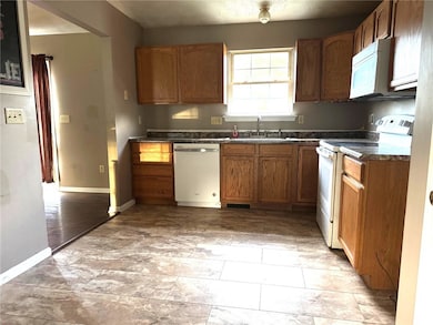 713 Gardner Stop Rd, New Castle, PA 16101 - photo 3