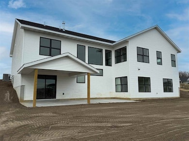 1532 3rd St SW, Mount Vernon, IA 52314 - photo 4