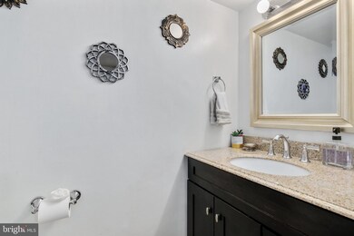 18517 Eagles Roost Dr, Germantown, MD 20874 - photo 5
