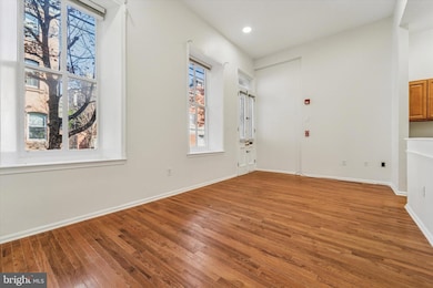 1606 Wallace St unit 101, Philadelphia, PA 19130 - photo 2