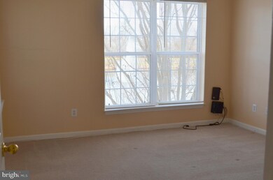 25280 Lake Shore Square unit 202, Chantilly, VA 20152 - photo 7