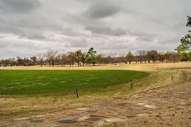 1405 Oak Tree Dr, Edmond, OK 73025 - photo 7