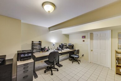 350 S Poplar Ave, Elmhurst, IL 60126 - photo 5