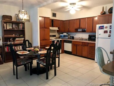 Dining/Kitchen