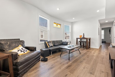 58 Wegman Pkwy unit 2, Jersey City, NJ 07305 - photo 4