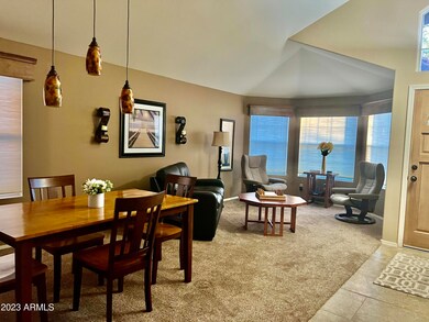 Living Room -Front Nook