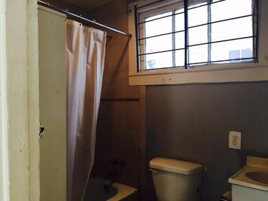 2528 Laurel St, New Orleans, LA 70130 - photo 5