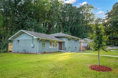 3462 Ingledale Dr SW, Atlanta, GA 30331 - photo 4