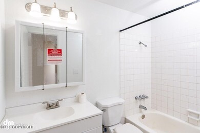 Bathroom 1_MAX7902-Edit