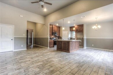 2712 Ennis Ave, Fort Worth, TX 76111 - photo 2