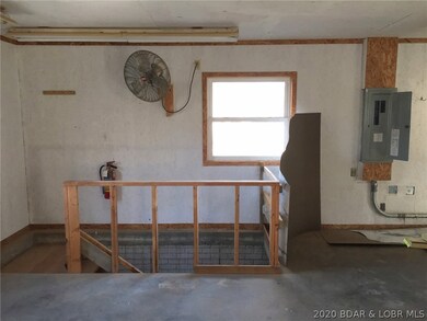 Garage Stairs to basement 19x30 storage-shop-other section