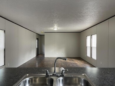 412 East Ave E, Winnie, TX 77665 - photo 2