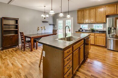 2316 Coleridge Rd, Siler City, NC 27344 - photo 7