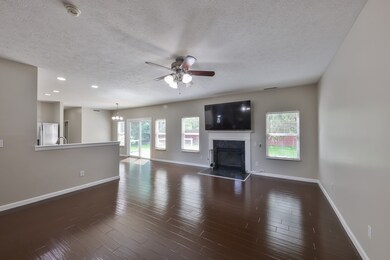 12904 Cheerleaders Ct, Fishers, IN 46037 - photo 4