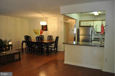 52 Ashlar Hill Ct, Parkville, MD 21234 - photo 3