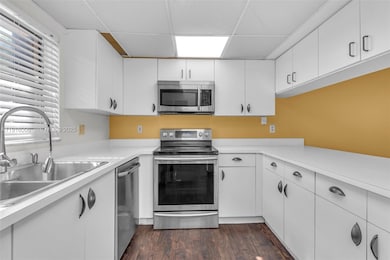 14289 SW 94th Cir Ln unit 101, Miami, FL 33186 - photo 5