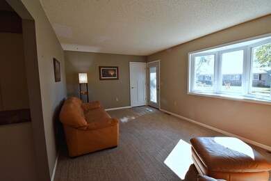 1706 2nd St SW, Independence, IA 50644 - photo 5