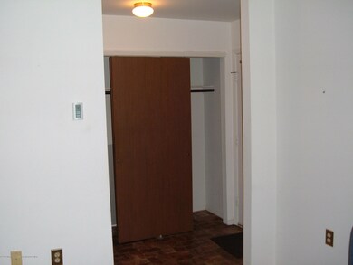 2004_0227Image0001