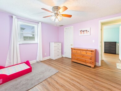 606 Sunset Rd, Hebron, IN 46341 - photo 6