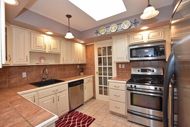 005_Kitchen