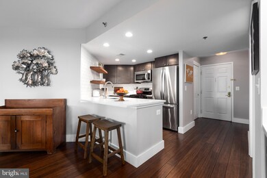 The Williamsburg unit 1230, Arlington, VA 22201 - photo 3