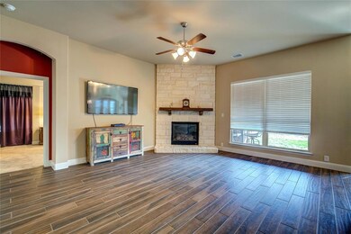 403 Hudson Dr, Wylie, TX 75098 - photo 6