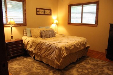 4217 Aurora Ave, Des Moines, IA 50310 - photo 7