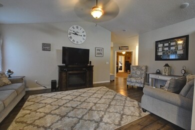 746 Highland Springs Ct, Kokomo, IN 46902 - photo 4