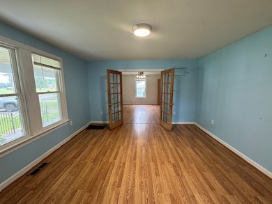 24418 Bennett St, Parksley, VA 23421 - photo 5