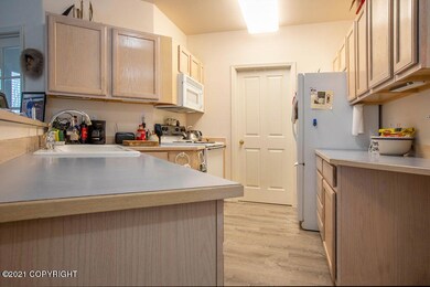 3010LoreRd#1A011