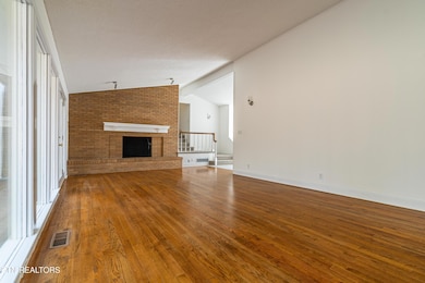 109 Baker Ln, Oak Ridge, TN 37830 - photo 4