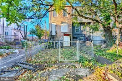 1601 E 28th St, Baltimore, MD 21218 - photo 5