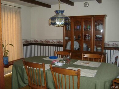 1079 Constitution Ave, Pen Argyl, PA 18072 - photo 3