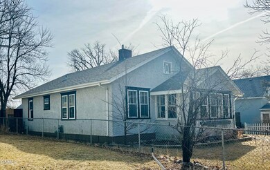 817 3rd Ave SE, Jamestown, ND 58401 - photo 6